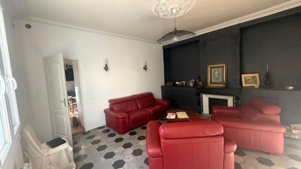 Maison  6 pièce(s) 520 m2, Parcelle de 1400m² Idéal investisseur!