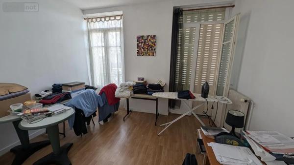 Achat - Immeuble Vichy 03200 588 m 2 415 m 2