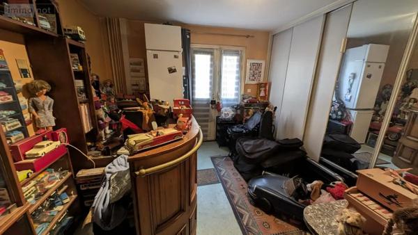 Achat - Immeuble Vichy 03200 588 m 2 415 m 2