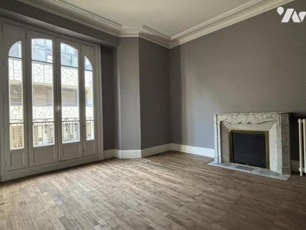 APPARTEMENT - QUARTIER GRASLIN - 4 CHAMBRES - 148 M²