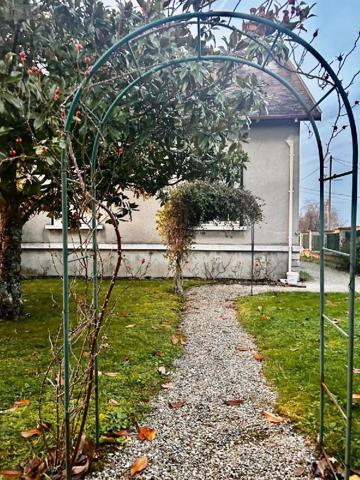 Maison à vendre à Mussy-sur-Seine dans l'Aube (10250), ref : l800240094