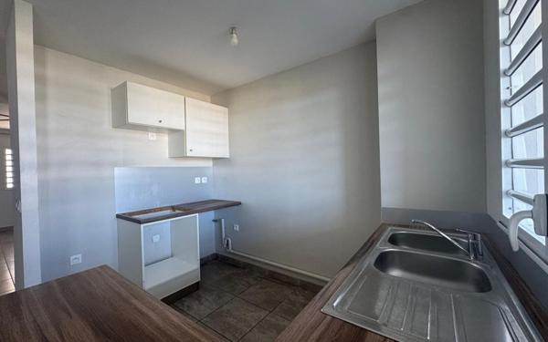 Appartement à louer    3 pièces • 62,12 m2 Fort-de-France