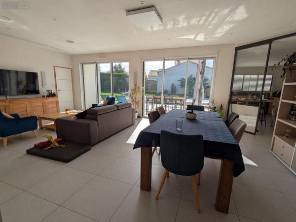 Maison à vendre à Les Herbiers en Vendée (85500), ref : 85013-1090047