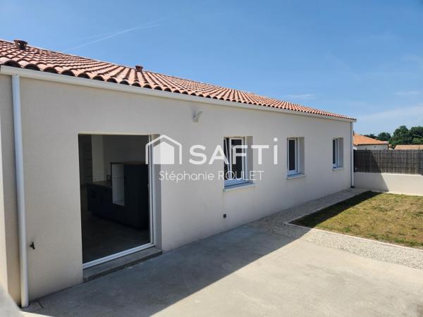 Une maison récente, lumineuse et parfaitement entretenue, prête à accueillir ses nouveaux propriétaires !
