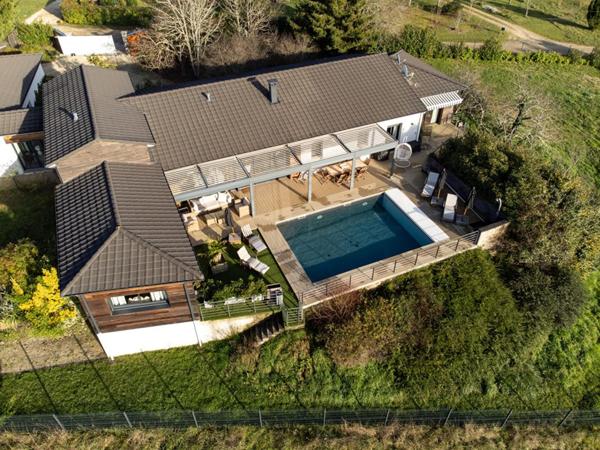 Maison Auriac Du Perigord 8 pièce(s) 243.76 m2