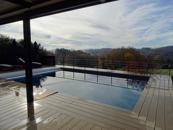 Maison Auriac Du Perigord 8 pièce(s) 243.76 m2