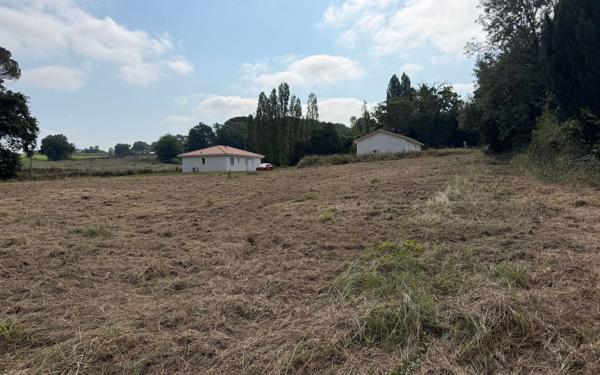 Terrain à vendre
