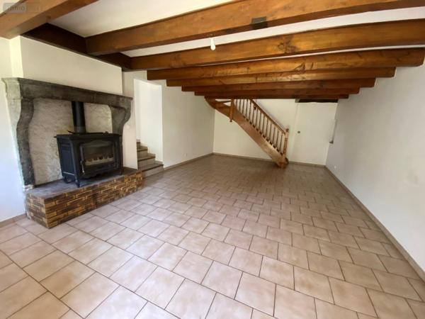 Maison à louer à Dompierre-les-Ormes en Saône-et-Loire (71520), ref : l800232190