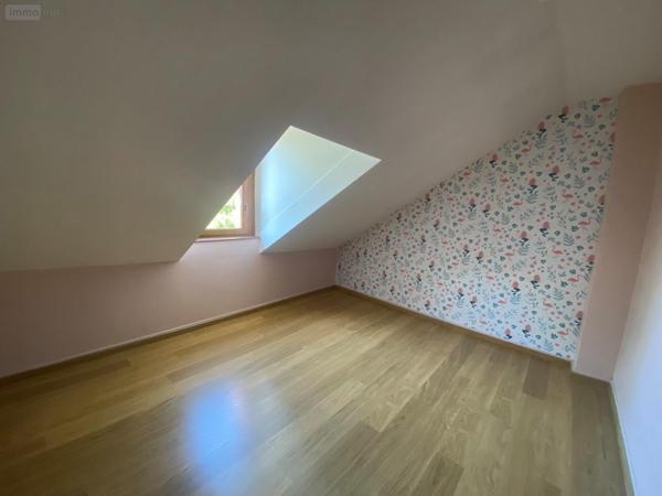 Maison à louer à Dompierre-les-Ormes en Saône-et-Loire (71520), ref : l800232190