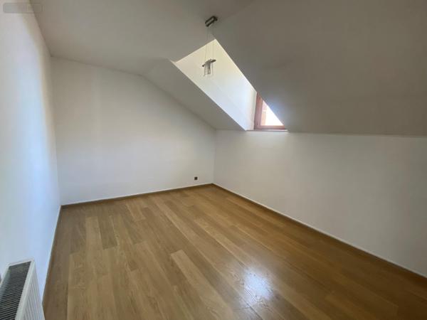 Maison à louer à Dompierre-les-Ormes en Saône-et-Loire (71520), ref : l800232190