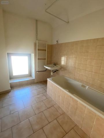 Maison à louer à Dompierre-les-Ormes en Saône-et-Loire (71520), ref : l800232190