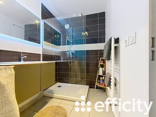 Appartement 3 pièces - 64 m² Exclusivité efficity
