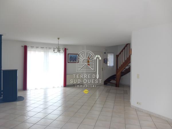 Maison 5 pièce(s) 4 chambre(s) 162 m²