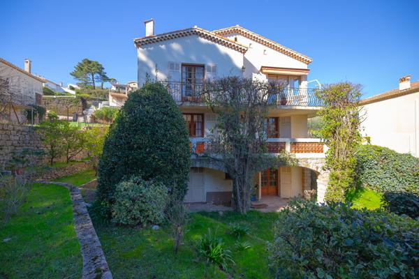 Maison Mandelieu La Napoule aperçu mer