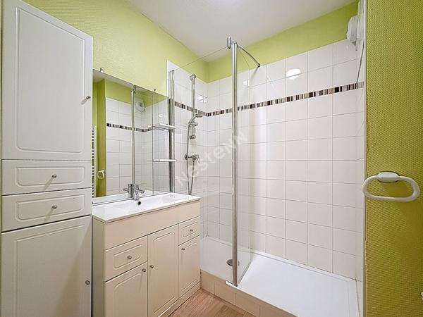 Appartement 3 pièces à vendre à Rezé - secteur Galarnière avec cave et place de parking