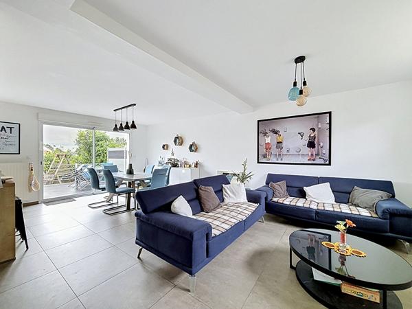 CARQUEFOU Maison contemporaine