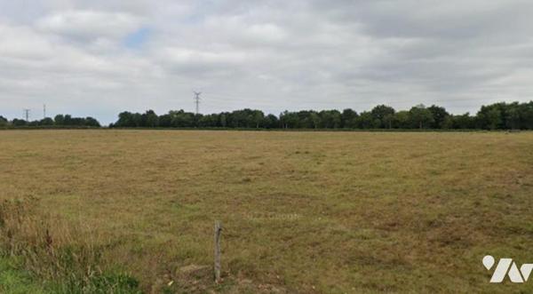 2402 - PLOURIN LES MORLAIX - TERRES AGRICOLES DE 8HA