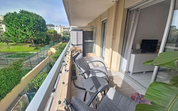 Appartement à vendre    2 pièces • 40 m2 Saint-Laurent-du-Var