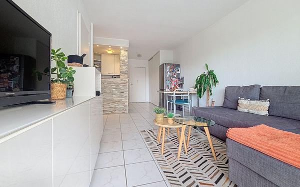 Appartement à vendre    2 pièces • 40 m2 Saint-Laurent-du-Var