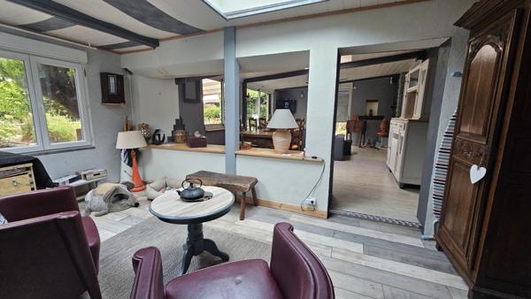 SAINT HERBLAIN (44) PROCHE COMMODITES ET GRANDS AXES MAISON FAMILIALE AVEC GITE ET ANNEXES SUR 1941M²