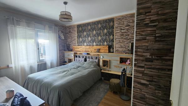 SAINT HERBLAIN (44) PROCHE COMMODITES ET GRANDS AXES MAISON FAMILIALE AVEC GITE ET ANNEXES SUR 1941M²