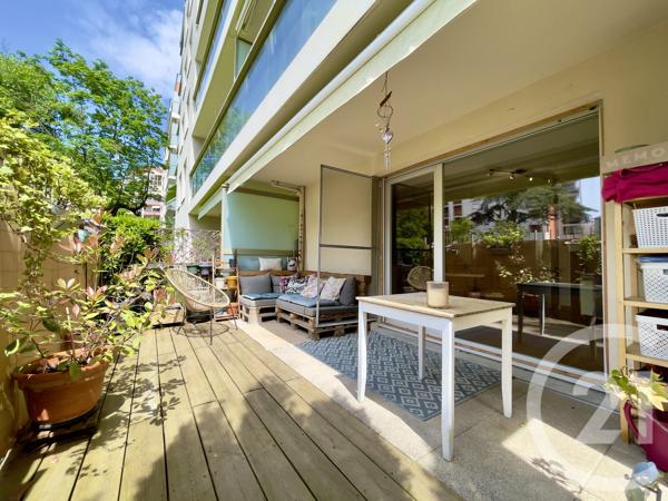 Appartement T3 à vendre  3 pièces - 62,03 m 2   LYON  - 69005