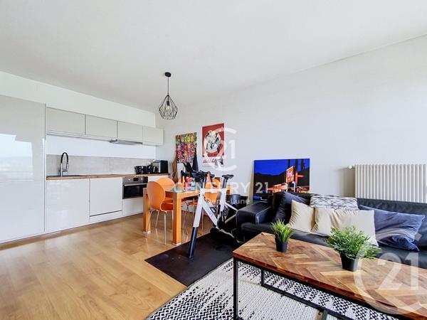 Appartement T3 à vendre  3 pièces - 62,03 m 2   LYON  - 69005
