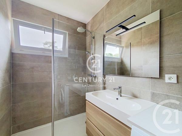 Appartement T3 à vendre  3 pièces - 62,03 m 2   LYON  - 69005