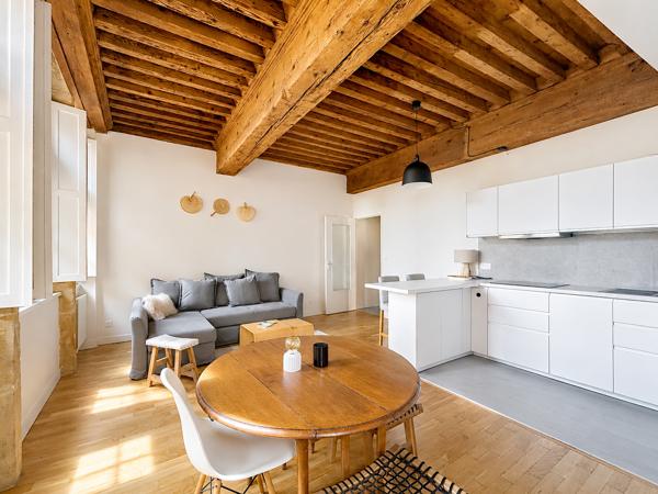 Appartement
         3 pièces
        - 63 m² Exclusivité 395 000 € *
