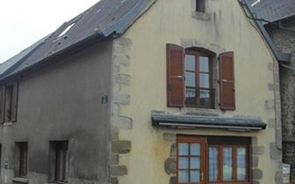 Appartement à louer    3 pièces •  Saint-Étienne-de-Fursac