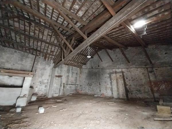 Maison à vendre    1 pièce •  Marseillan