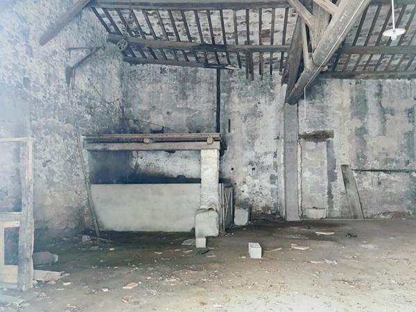 Maison à vendre    1 pièce •  Marseillan