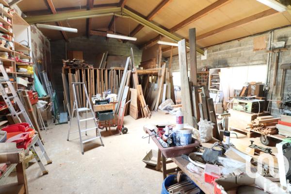 Maison à vendre 7 pièces 238 m² Montguyon