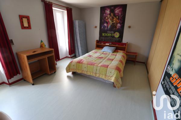 Maison à vendre 7 pièces 238 m² Montguyon