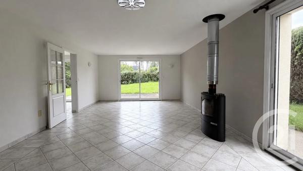 Maison à vendre  5 pièces - 131 m 2   PLOEREN  - 56