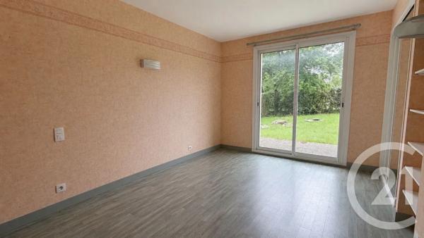 Maison à vendre  5 pièces - 131 m 2   PLOEREN  - 56