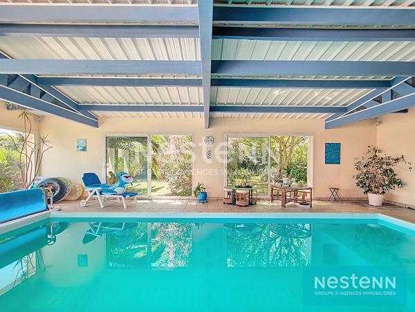 A vendre Maison d'Architecte avec piscine couverte et vue mer !