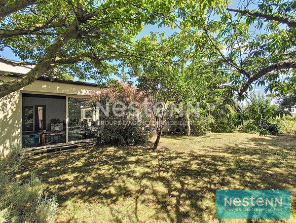 A vendre Maison d'Architecte avec piscine couverte et vue mer !