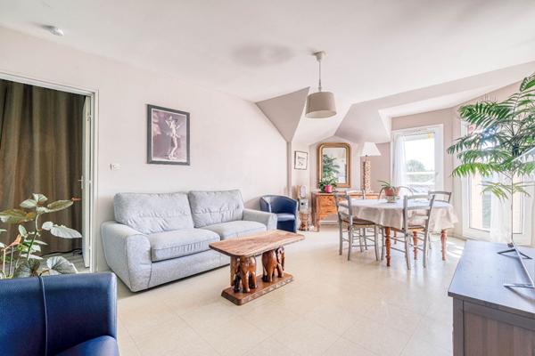 Appartement Bailly Romainvilliers 4 pièce(s) 76.71 m2