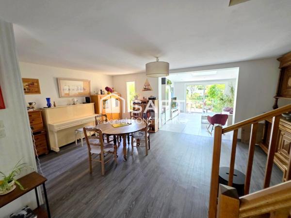 Maison d'environ 125 m² avec 4 chambres sur 338m²