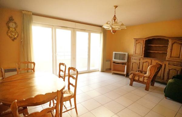 Appartement 3 pièces en étage avec balcon à Lyon - Jean Macé