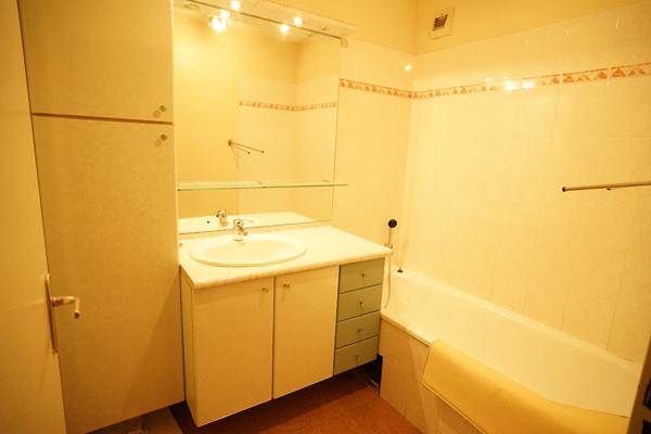 Appartement 3 pièces en étage avec balcon à Lyon - Jean Macé