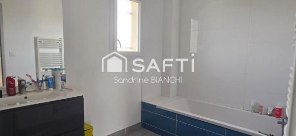 Maison récente 3 chambres avec 500m² de terrain