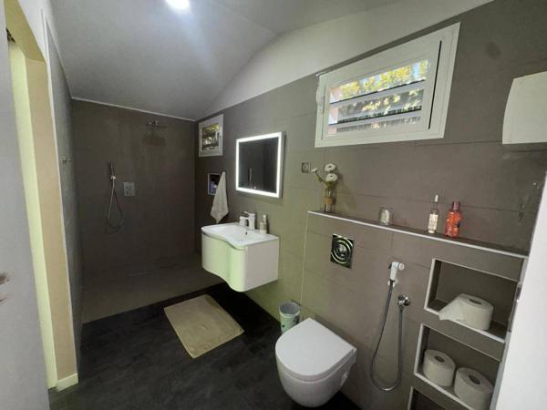 VILLA MOUDONG SUD T5+ bureau