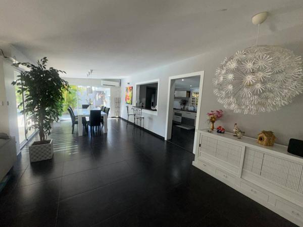 VILLA MOUDONG SUD T5+ bureau