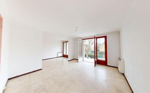 Appartement à vendre    3 pièces • 70,20 m2 Hyères