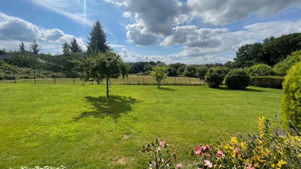 Maison à vendre 7 pièces proche LAC DE GUERLEDAN (22)