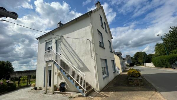 Maison à vendre 7 pièces proche LAC DE GUERLEDAN (22)