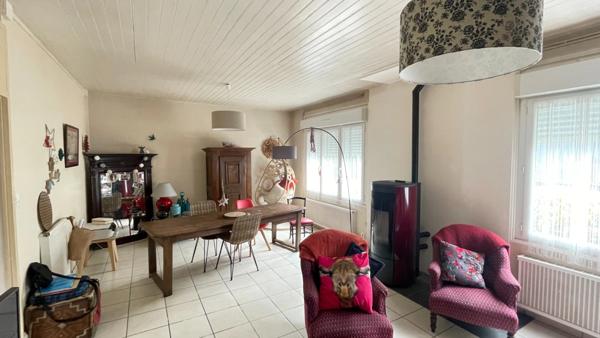 Maison à vendre 7 pièces proche LAC DE GUERLEDAN (22)