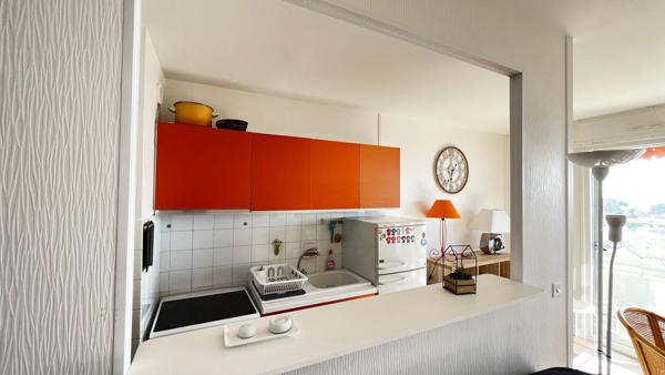 Appartement Royan 1 pièce rénové vue mer